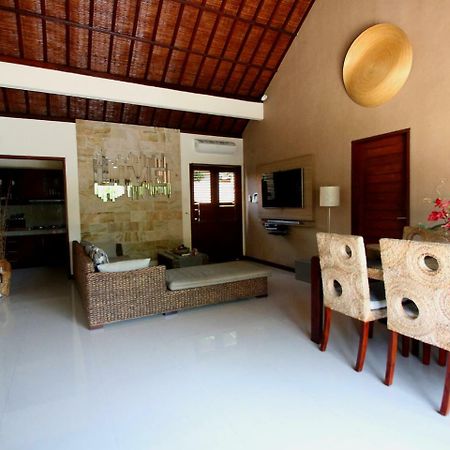 Exquisito Villa Денпасар Екстериор снимка