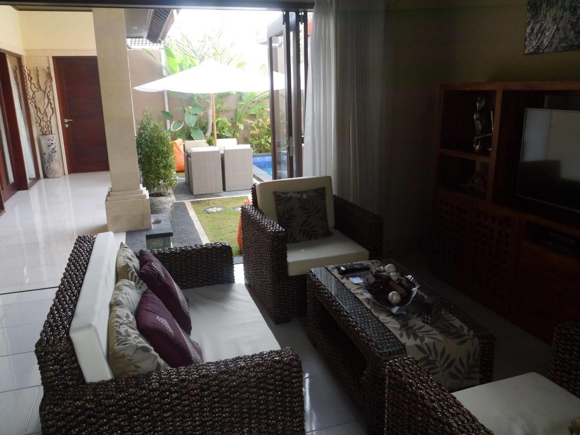Exquisito Villa Денпасар Екстериор снимка